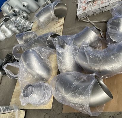 তেল ও গ্যাস পাইপলাইন সিস্টেমের জন্য নকল পুরুষ থ্রেড পাইপ প্লাগ খাদ ইস্পাত হেক্স মাথা