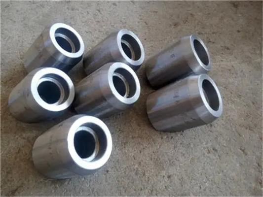 ASME B16.9 সকেট ওয়েল্ডিং কাপলিং কাস্টমাইজযোগ্য উপাদান যেমন কার্বন স্টিল স্টেইনলেস স্টিল NPS1/2"-60 "দ্রুত ডেলিভারি কম MOQ