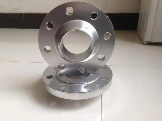 মেশিনের জন্য খাদ ইস্পাত ফ্ল্যাঞ্জ A182 F304/304L F316/316L B16.5 স্থিতিশীল সংযোগের জন্য ছাঁটাই ইস্পাত ফ্ল্যাঞ্জ
