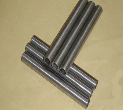খাদ ইস্পাত CuNi 9010 ASTM B467 বিজোড় পাইপ আউট ব্যাস 20&quot; Sch40s
