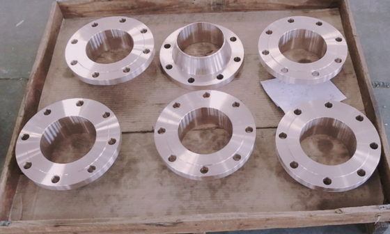 অ্যালয় স্টিলের ফ্ল্যাঞ্জ লং WN FF ASME B16.5 150# WT 2.5 Mm 2