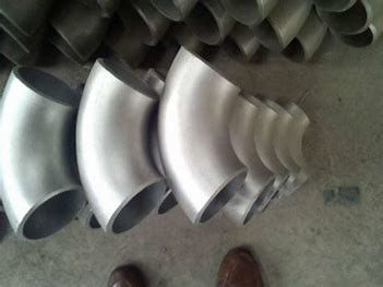 হট ডিপ গ্যালভানাইজড এলবো ডাবল বাট ওয়্যার জয়েন্ট ওয়াটার পাইপ ফিটিং হেক্সাগন আউটার ওয়্যার ম্যালেবল স্টিল পাইপ ফিটিং